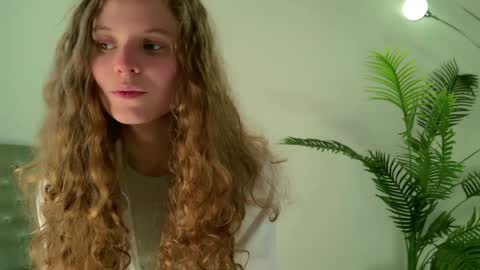 Mila online show from 05/03/26, 06:52