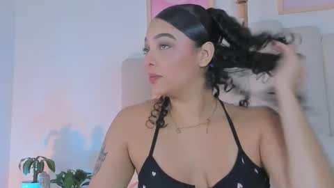 mila_stark333 online show from 04/22/26, 04:15