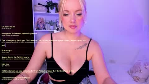 Snapshot of mila_violet chatting on 11/14/25, 11:24 Mila online show from 11/14/25, 11:24