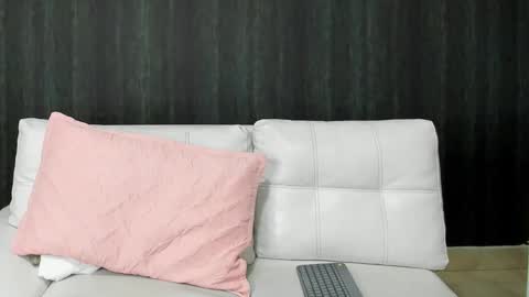          online show from 01/29/25, 12:01