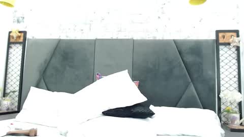Snapshot of milaaadams chatting on 01/10/25, 05:13 mila online show from 01/10/25, 05:13