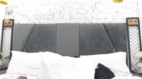 Snapshot of milaaadams chatting on 03/12/25, 02:01 mila online show from 03/12/25, 02:01