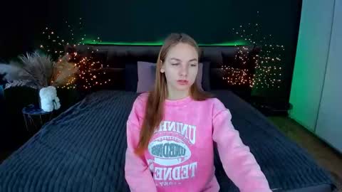 Snapshot of milaaddam chatting on 12/03/25, 06:54 Milla online show from 12/03/25, 06:54