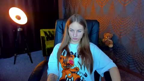 Milla online show from 07/11/26, 11:46