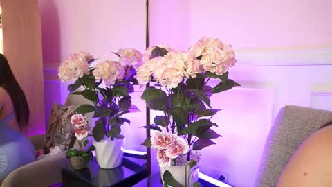 milacrave online show from 01/13/26, 11:37