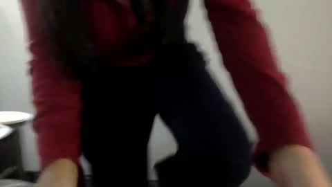 Snapshot of miladreama chatting on 01/16/25, 06:37 Miladreama online show from 01/16/25, 06:37