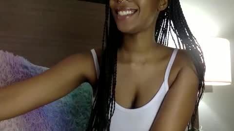 Snapshot of miladreama chatting on 01/21/25, 08:54 Miladreama online show from 01/21/25, 08:54