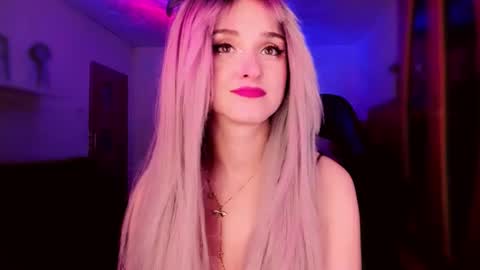 MiladyJolie online show from 04/17/26, 06:00