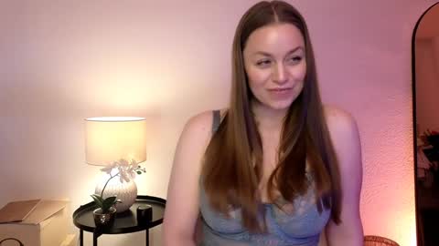 Mila Fleur online show from 01/16/25, 09:05