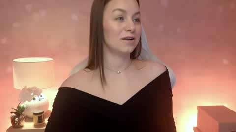 Snapshot of milafleur chatting on 05/12/26, 02:14 Mila Fleur online show from 05/12/26, 02:14