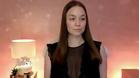 Snapshot of milafleur chatting on 05/29/26, 02:04 Mila Fleur online show from 05/29/26, 02:04