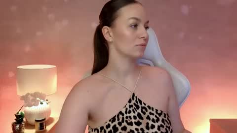 Snapshot of milafleur chatting on 07/18/26, 03:05 Mila Fleur online show from 07/18/26, 03:05