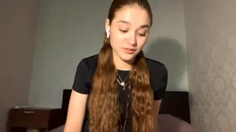 Snapshot of milagrostrichel chatting on 05/22/26, 10:21 Alika online show from 05/22/26, 10:21