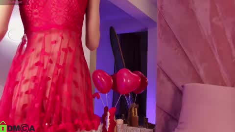 Snapshot of milahoneyy chatting on 02/15/26, 06:59 MH online show from 02/15/26, 06:59