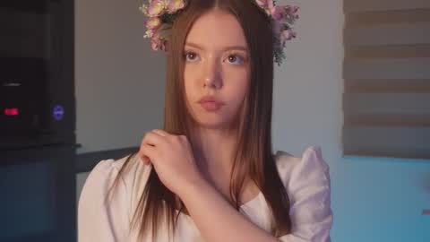 Snapshot of milaice chatting on 02/13/26, 01:07 Mila online show from 02/13/26, 01:07