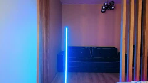 Mila online show from 04/19/26, 06:10