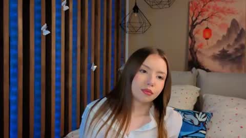 Snapshot of milaice chatting on 06/12/26, 03:11 Mila online show from 06/12/26, 03:11