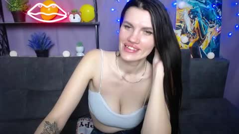 Milaloona online show from 01/27/25, 05:04