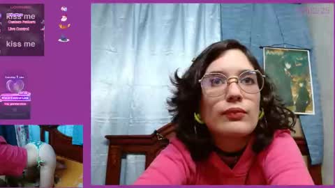 Snapshot of milalunala chatting on 02/20/25, 01:46 Mila-Lunala online show from 02/20/25, 01:46
