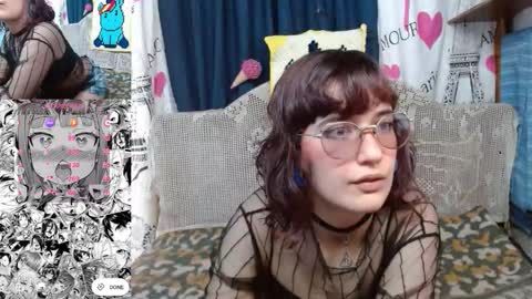 Snapshot of milalunala chatting on 09/26/25, 06:45 Mila-Lunala online show from 09/26/25, 06:45