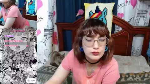 Snapshot of milalunala chatting on 10/18/25, 07:14 Mila-Lunala online show from 10/18/25, 07:14