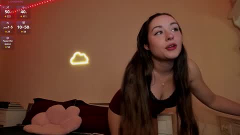 Mila Mae online show from 03/23/26, 07:56