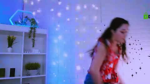 Snapshot of milamiuuu chatting on 06/11/26, 02:59 milamiuuu online show from 06/11/26, 02:59