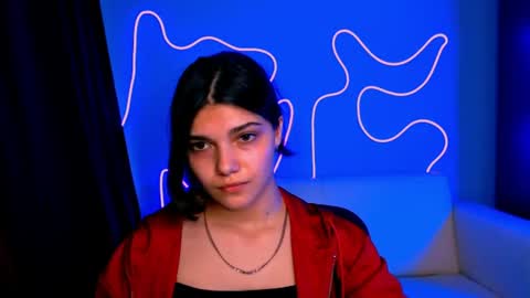 Snapshot of milamiuuu chatting on 06/12/26, 03:11 milamiuuu online show from 06/12/26, 03:11