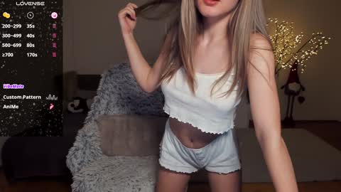 Snapshot of milamurrr_ chatting on 01/09/25, 01:13 Milana online show from 01/09/25, 01:13