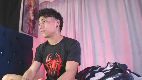 Milan Anxel online show from 04/21/26, 02:51