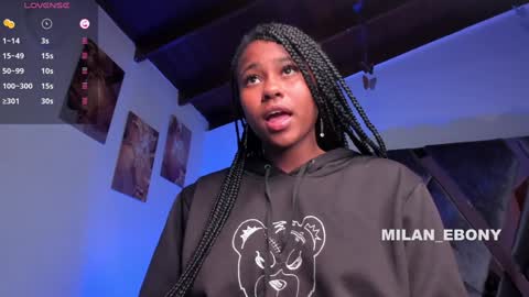 Snapshot of milan_ebony chatting on 01/06/25, 02:25 Milan online show from 01/06/25, 02:25