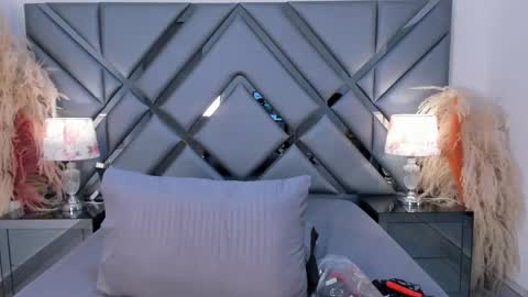 Snapshot of milan_lewiss chatting on 09/25/25, 06:44 milan_lewiss online show from 09/25/25, 06:44