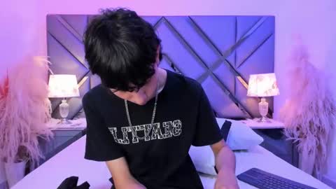 Snapshot of milan_lewiss chatting on 02/23/26, 11:18 milan_lewiss online show from 02/23/26, 11:18