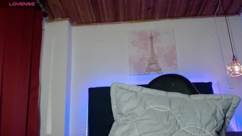 Snapshot of milan_rf chatting on 01/03/25, 04:44 MILAN online show from 01/03/25, 04:44