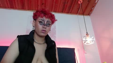 Snapshot of milan_rf chatting on 01/06/25, 08:03 MILAN online show from 01/06/25, 08:03