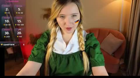 Snapshot of milana__key chatting on 09/23/25, 10:02 Milana online show from 09/23/25, 10:02