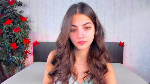 Snapshot of milana_crystal_ chatting on 01/21/25, 08:19 Milana online show from 01/21/25, 08:19