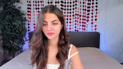 Snapshot of milana_crystal_ chatting on 02/04/25, 08:13 Milana online show from 02/04/25, 08:13