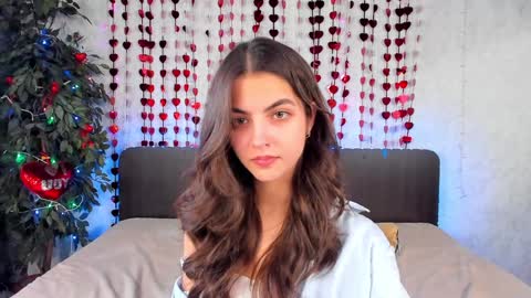 Snapshot of milana_crystal_ chatting on 02/06/25, 11:21 Milana online show from 02/06/25, 11:21