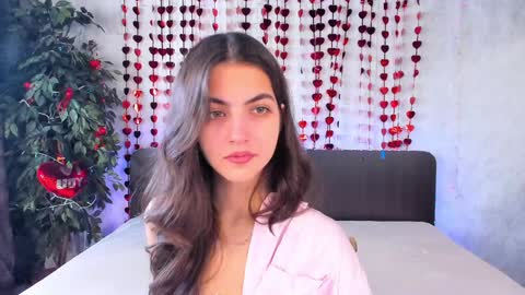 Snapshot of milana_crystal_ chatting on 02/07/25, 08:22 Milana online show from 02/07/25, 08:22