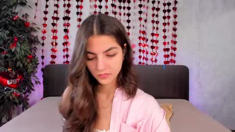 Snapshot of milana_crystal_ chatting on 02/15/25, 08:11 Milana online show from 02/15/25, 08:11