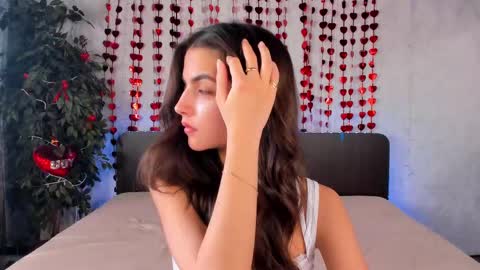 Snapshot of milana_crystal_ chatting on 02/19/25, 11:17 Milana online show from 02/19/25, 11:17
