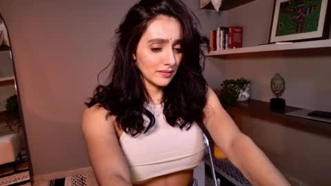 milana online show from 05/02/26, 12:04