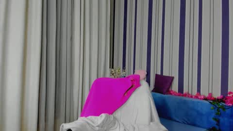 MilanaAlvis online show from 11/08/25, 02:06