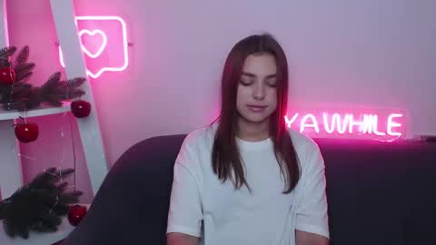 milanaangelas online show from 12/24/24, 06:00