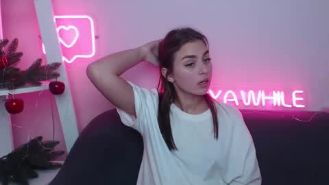 milanaangelas online show from 12/27/24, 10:45