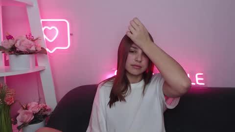 milanaangelas online show from 01/11/25, 02:25