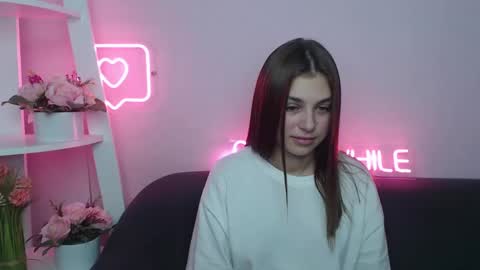 milanaangelas online show from 01/11/25, 05:40