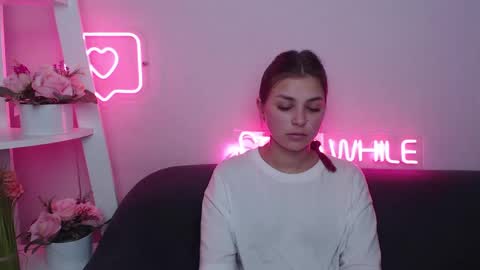 milanaangelas online show from 01/13/25, 10:25