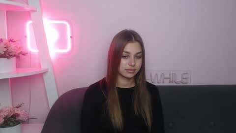 milanaangelas online show from 10/14/25, 07:47